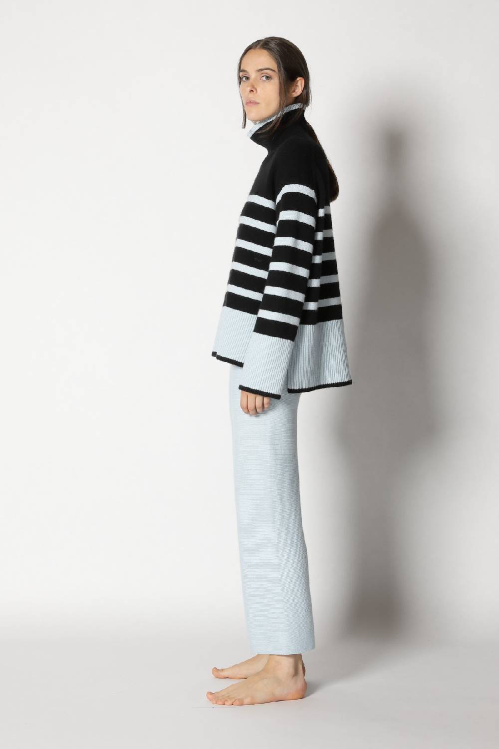 Sminfinity slouchy striped turtle + gater cropped pants