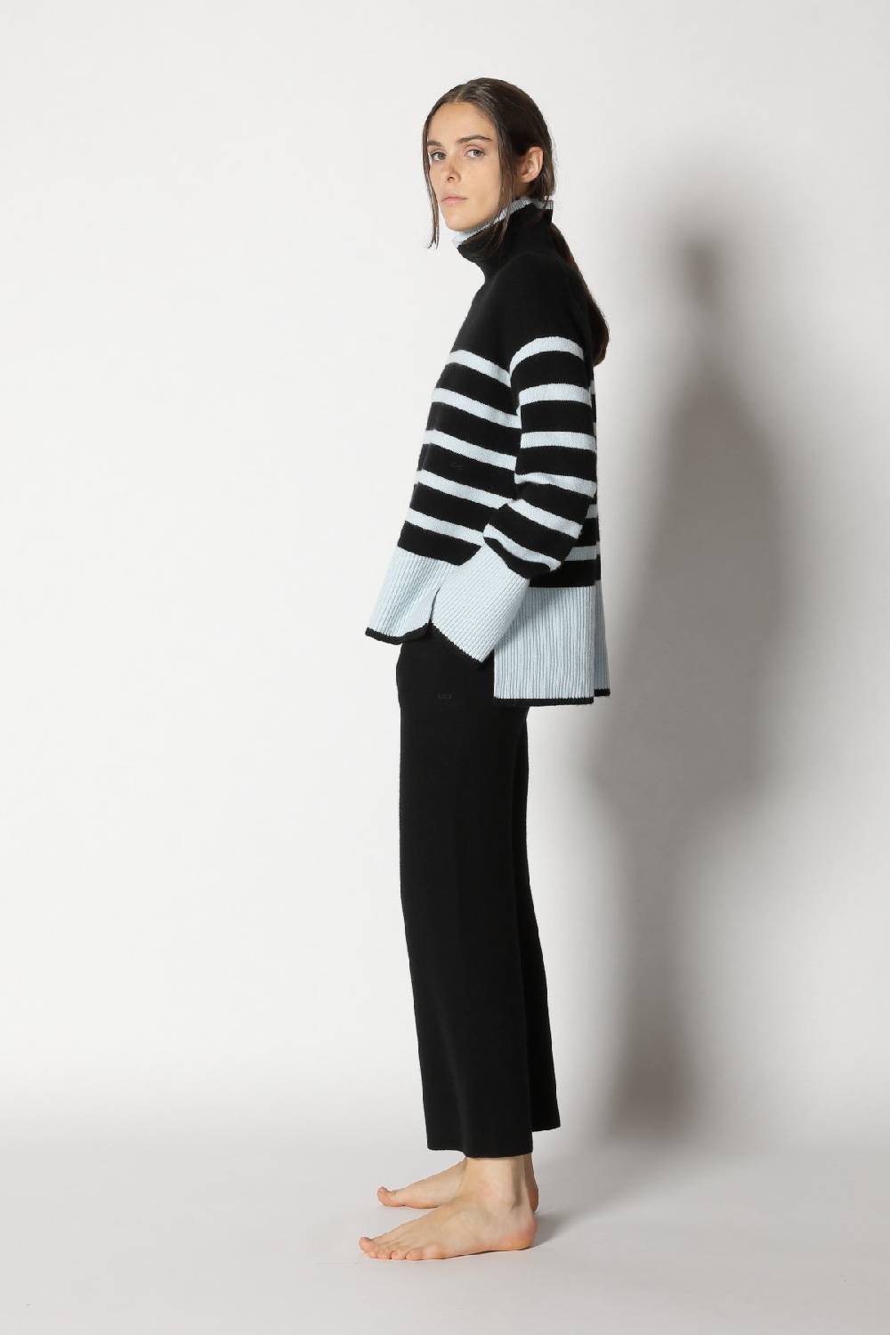 Sminfinity slouchy striped turtle + gater cropped pants