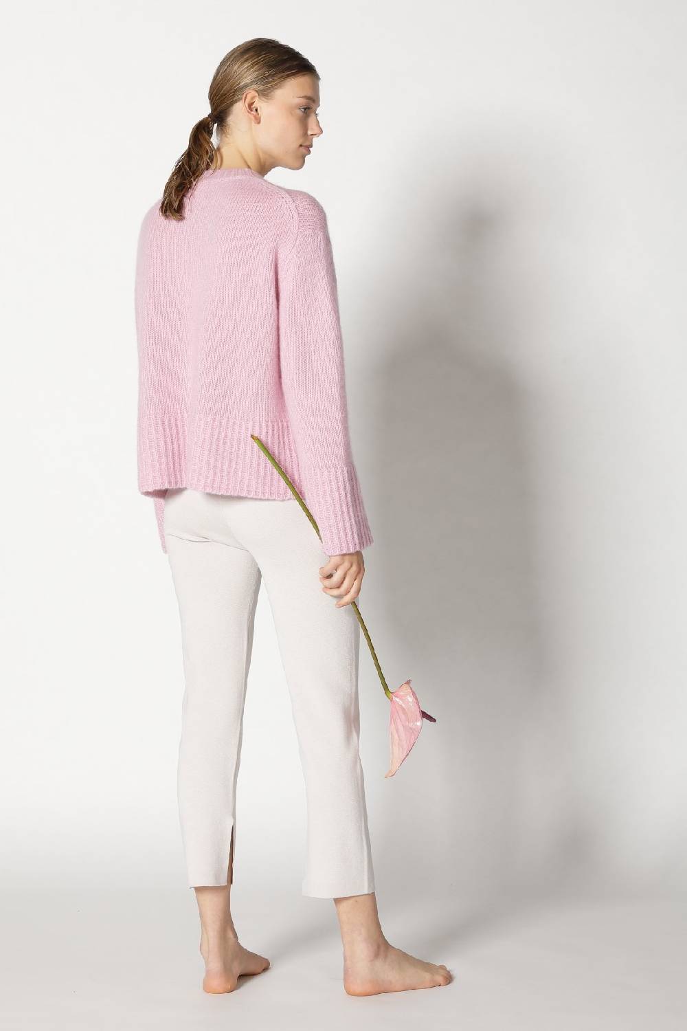 Sminfinity Fluffy Crew Jumper + Silky Cropped Pants