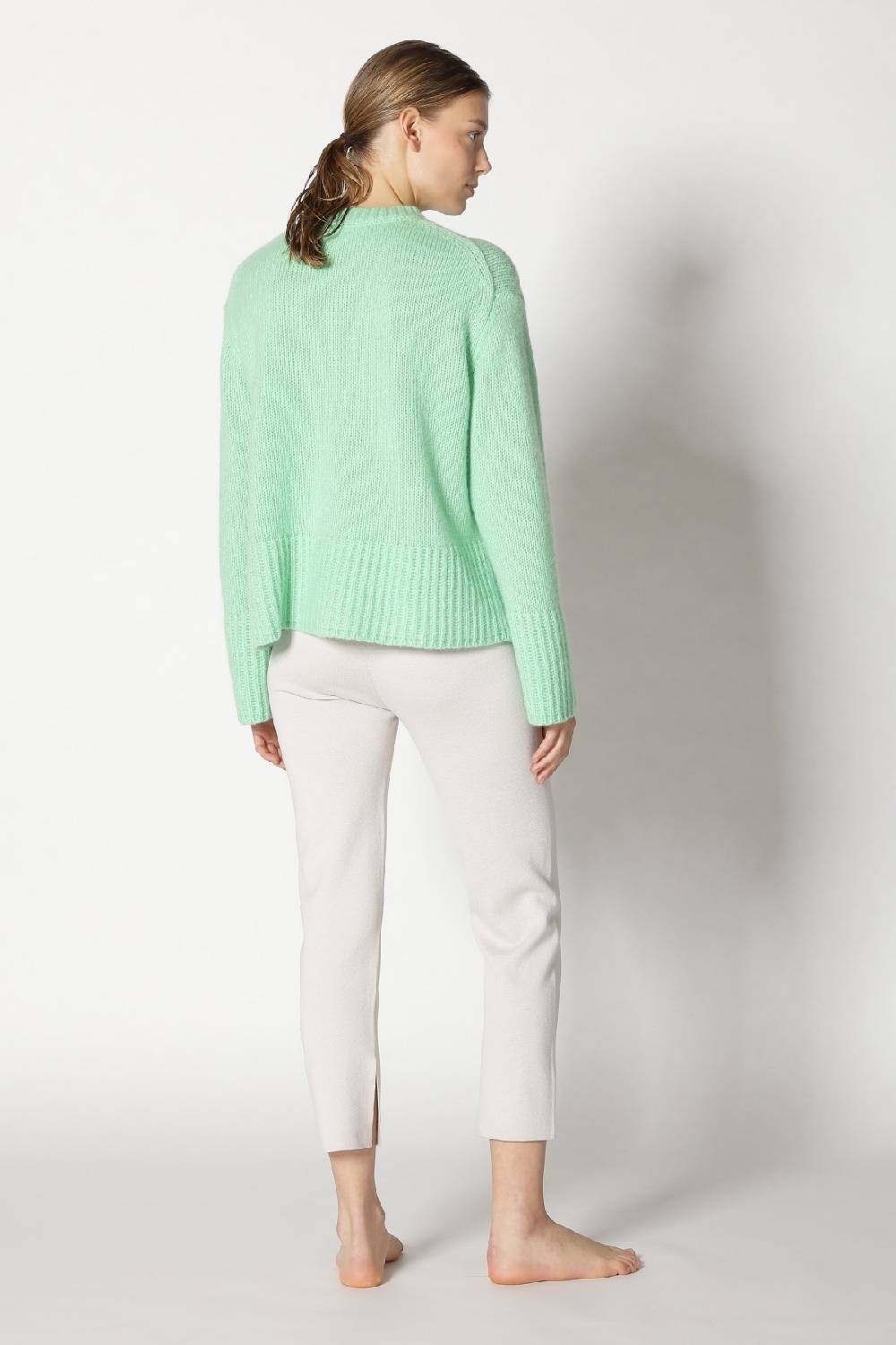 Sminfinity Fluffy Crew Jumper + Silky Cropped Pants