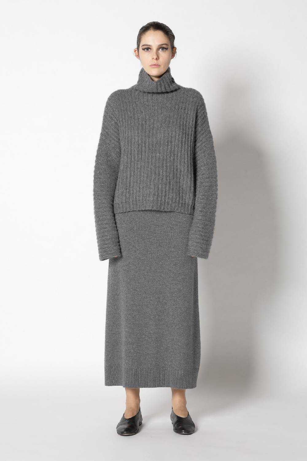 Sminfinity fluffy rib turtle + pure A skirt Sminfinity fluffy rib turtle + pure A skirt