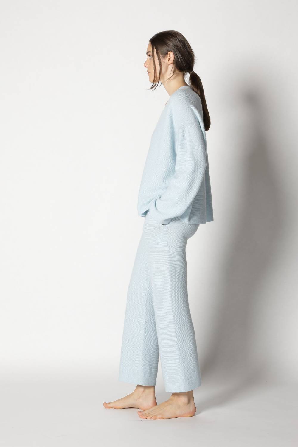 Sminfinity Garter V Neck + Garter Cropped Pants