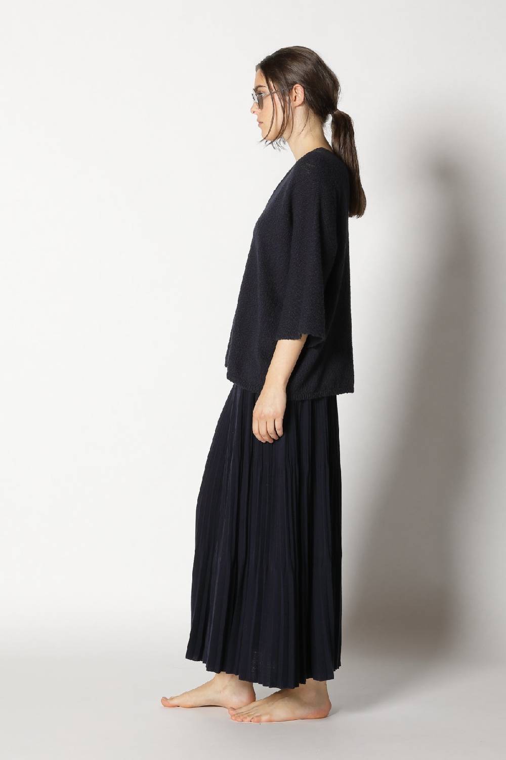 Sminfinity Nubbly V Neck + Pima Pleat Skirt