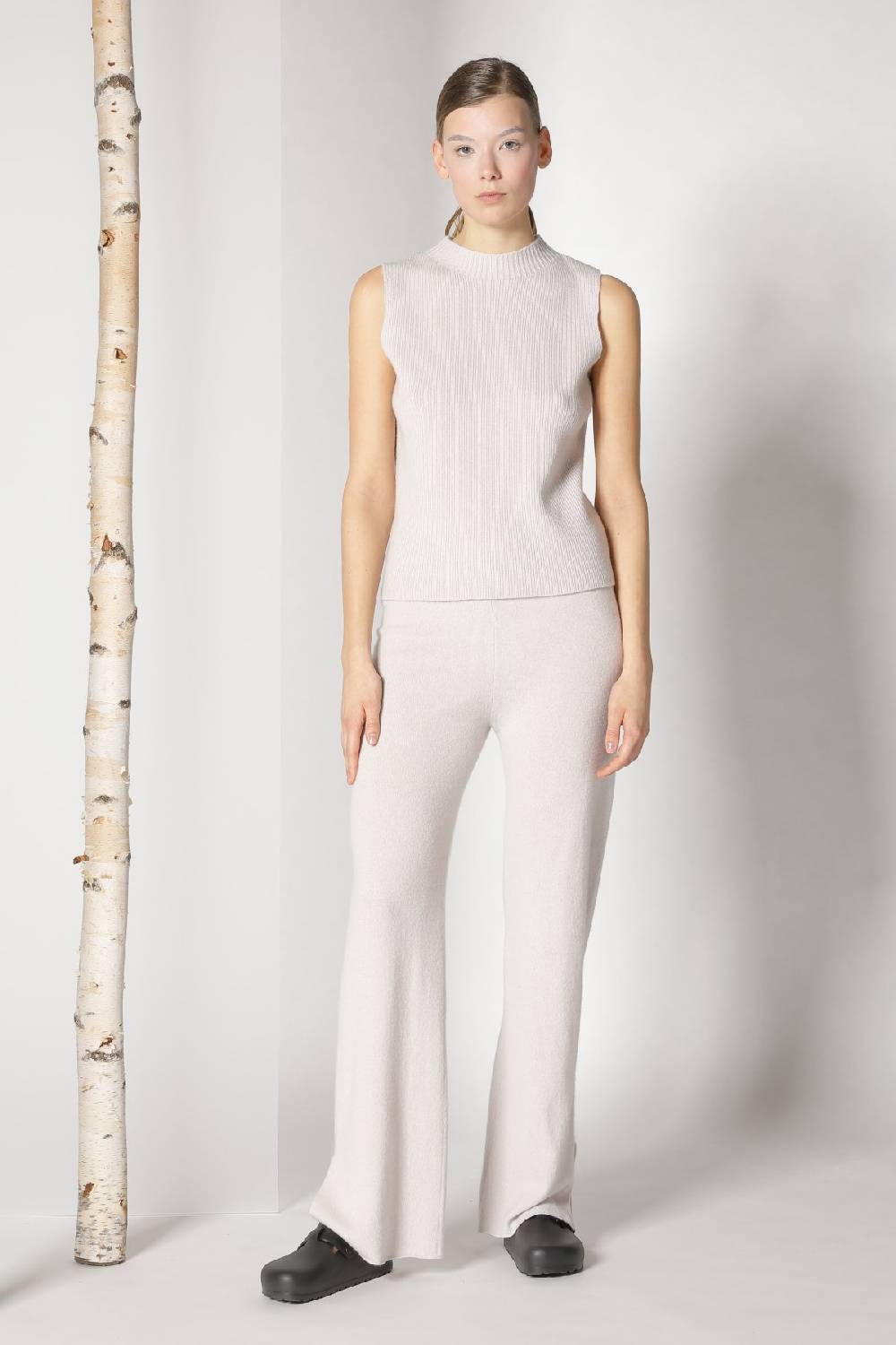 Sminfinity Pure All Needle Top + Pure Slitted Pants