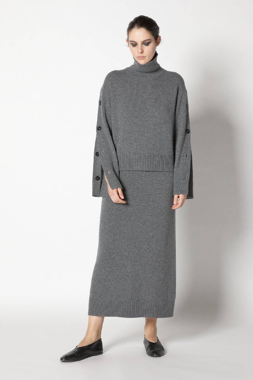 Sminfinity Pure Button Sleeve Turtle + Pure A Skirt