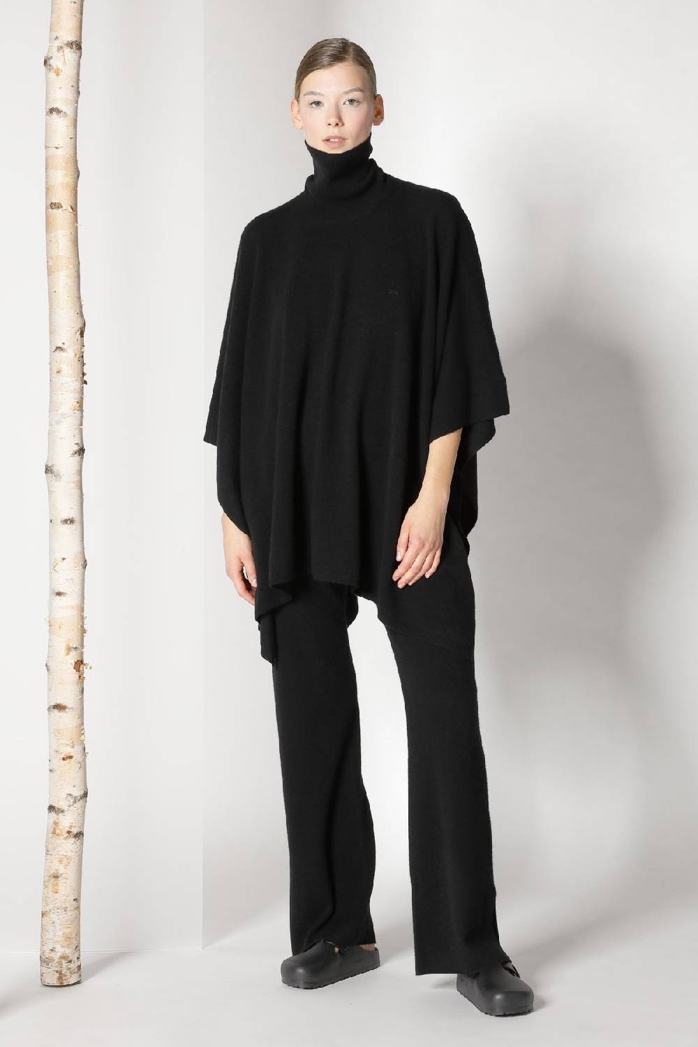 Sminfinity pure cape turtle + pure slitted pants