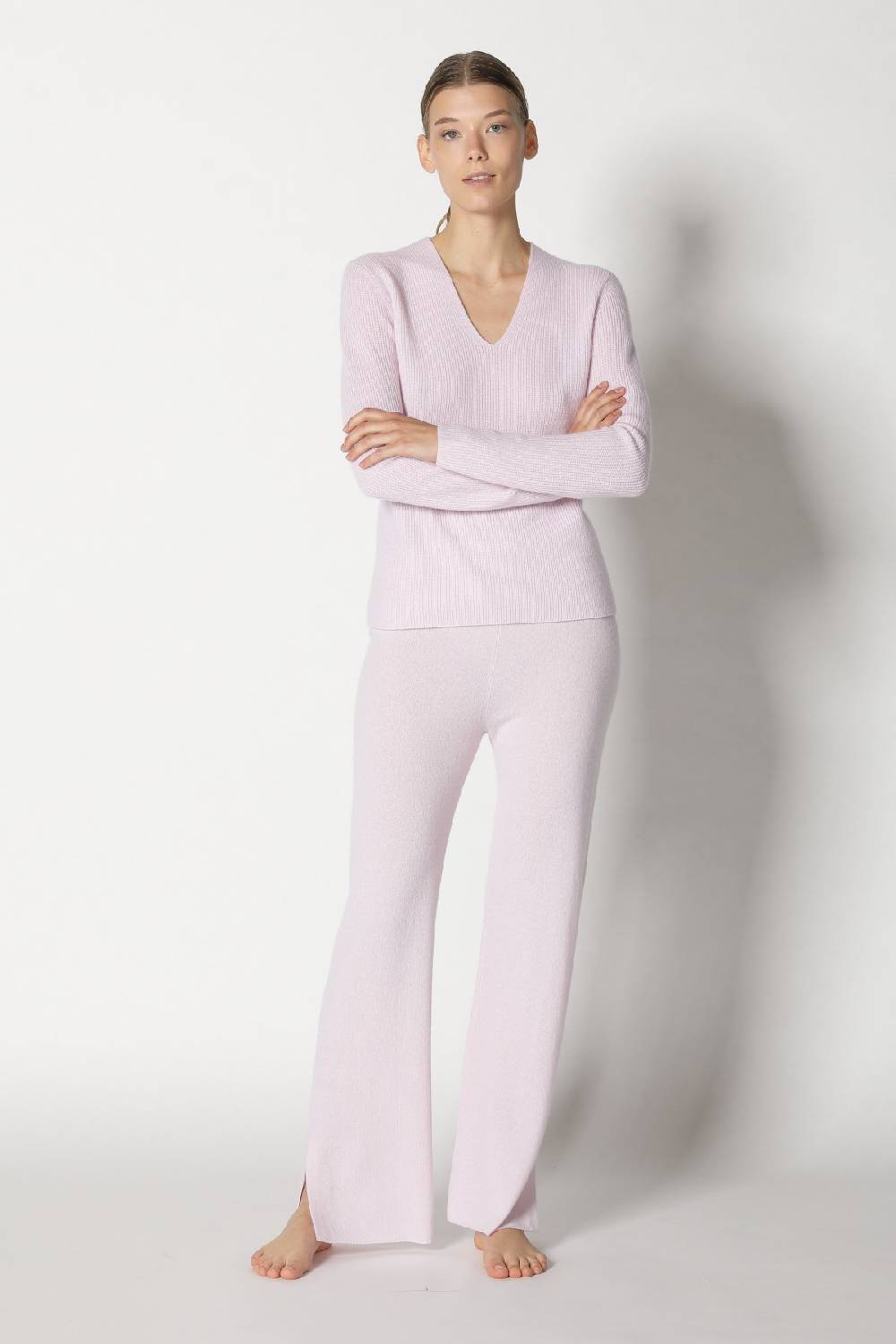 Sminfinity Pure Fitted V Neck + Pure Slitted Pants