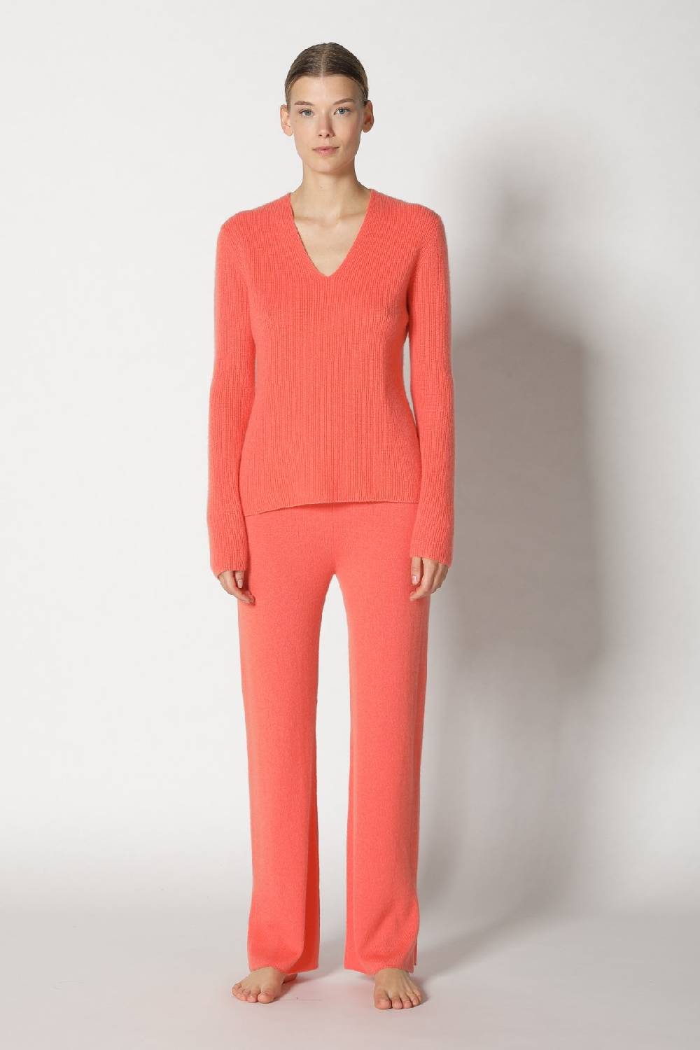 Sminfinity pure fitted V neck + pure slitted pants