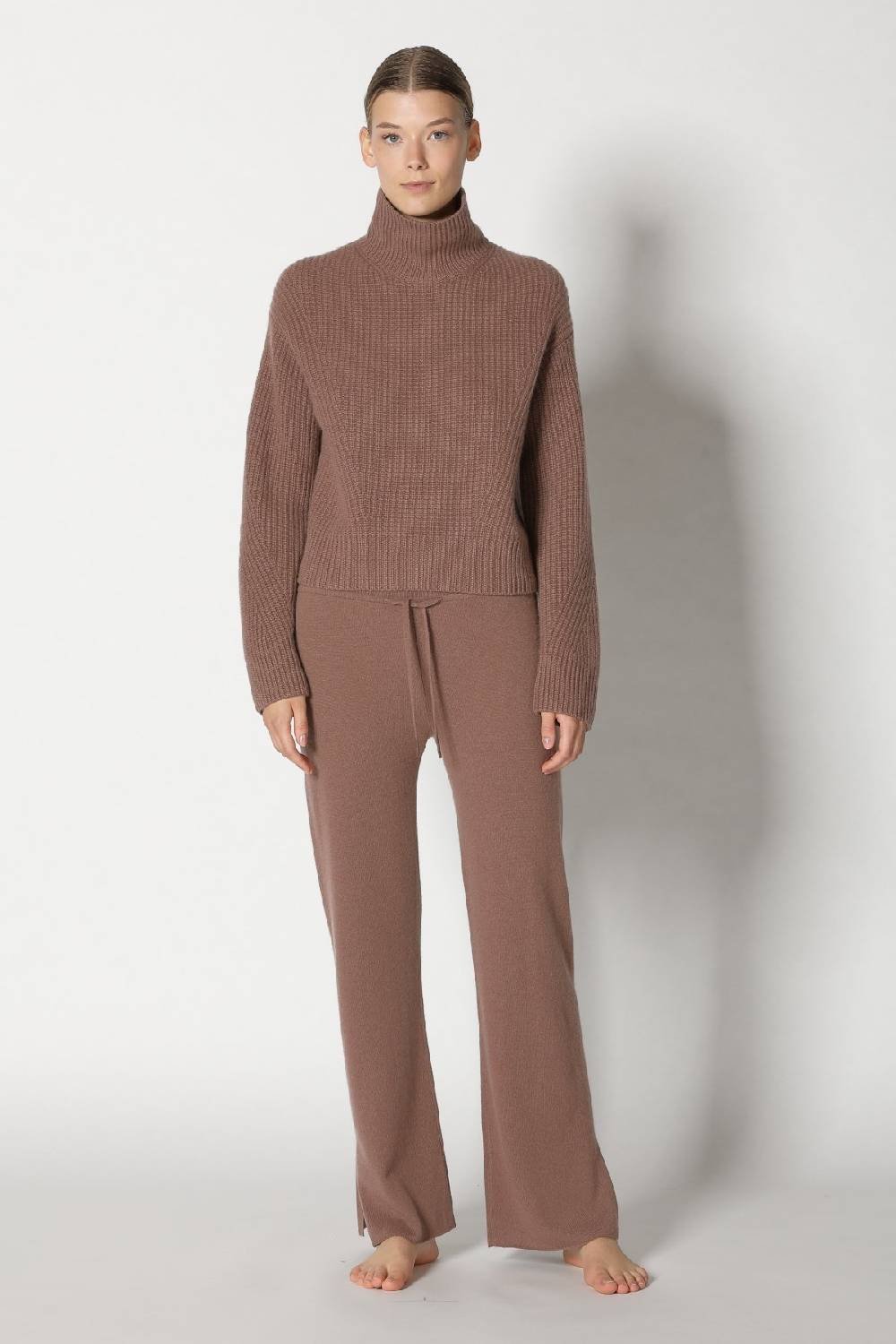 Sminfinity pure icon rib turtle + pure slitted pants