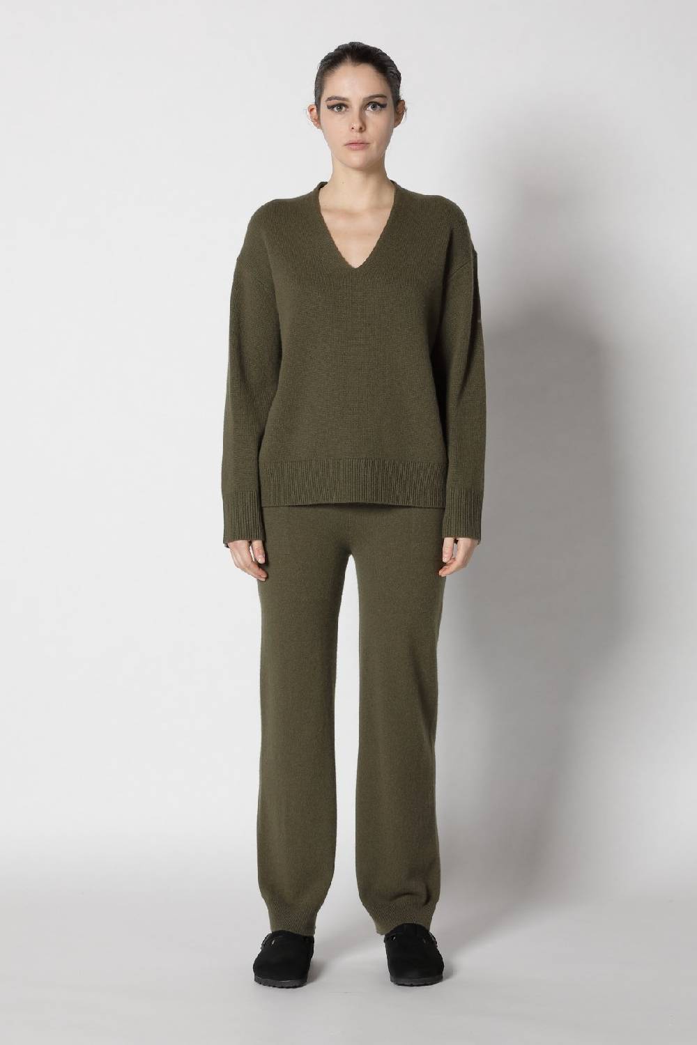 Sminfinity Pure V Neck + Infinite Palazzo Pants