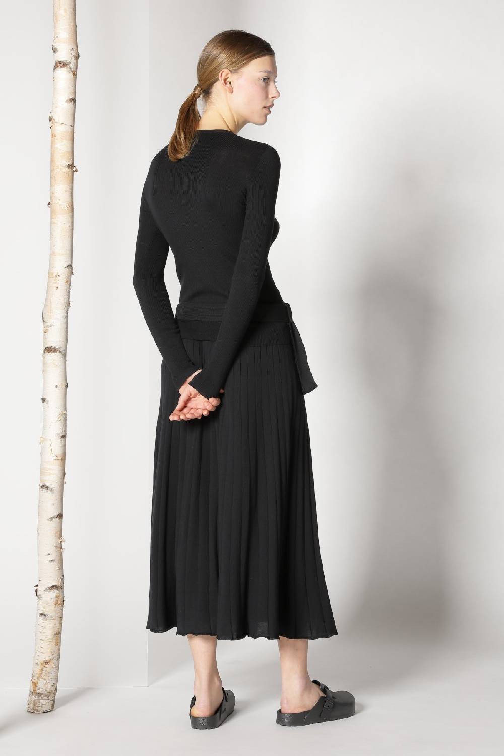 Sminfinity Silky Rib Crew Cardi + Silky Rib Skirt