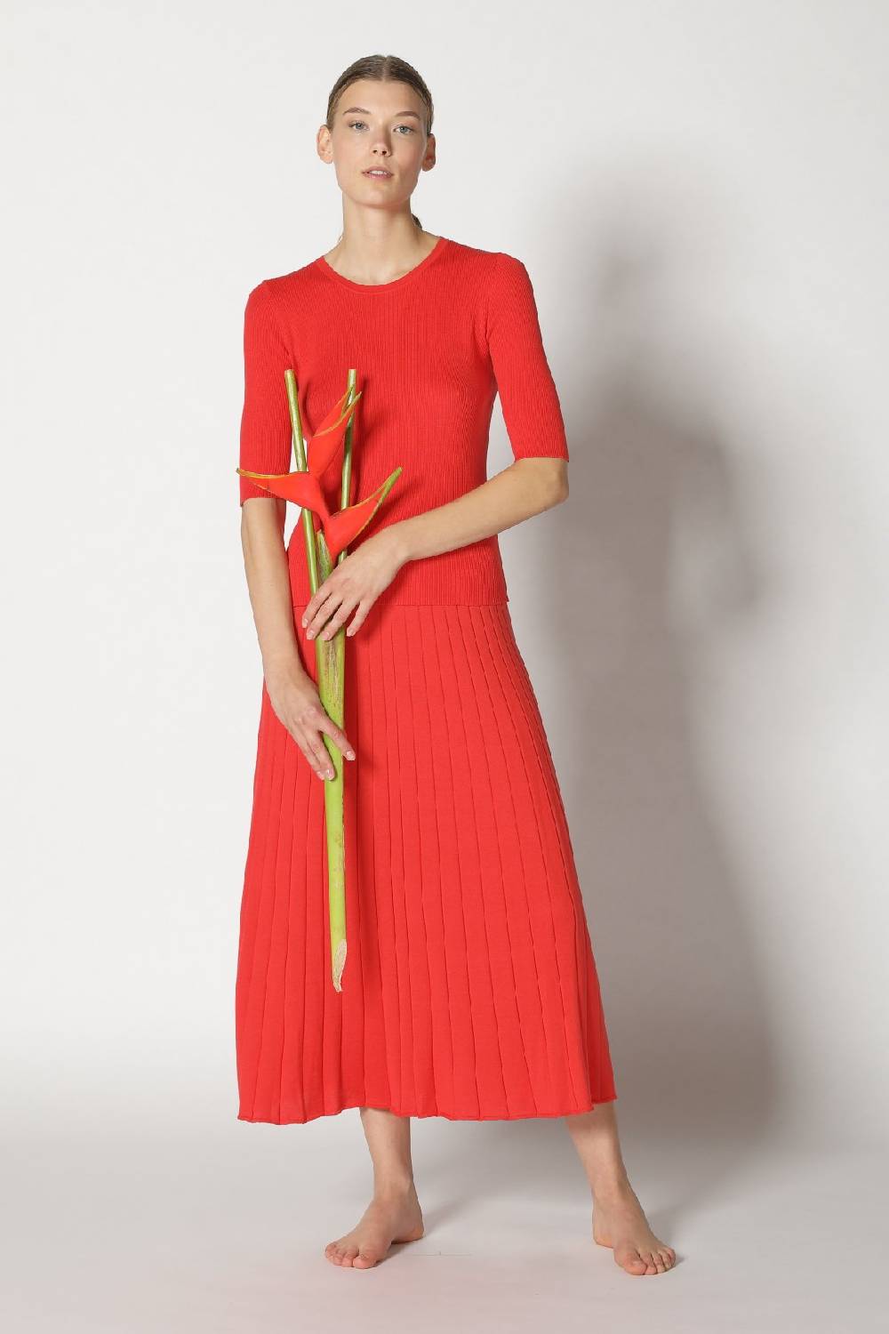 Sminfinity Silky Rib Crew T + Silky Sun Rib Skirt