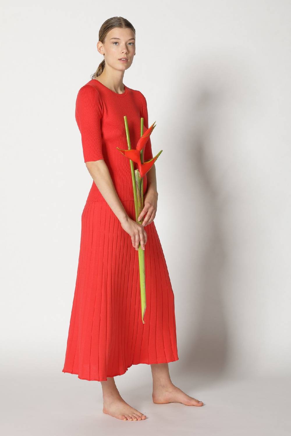 Sminfinity Silky Rib Crew T + Silky Sun Rib Skirt