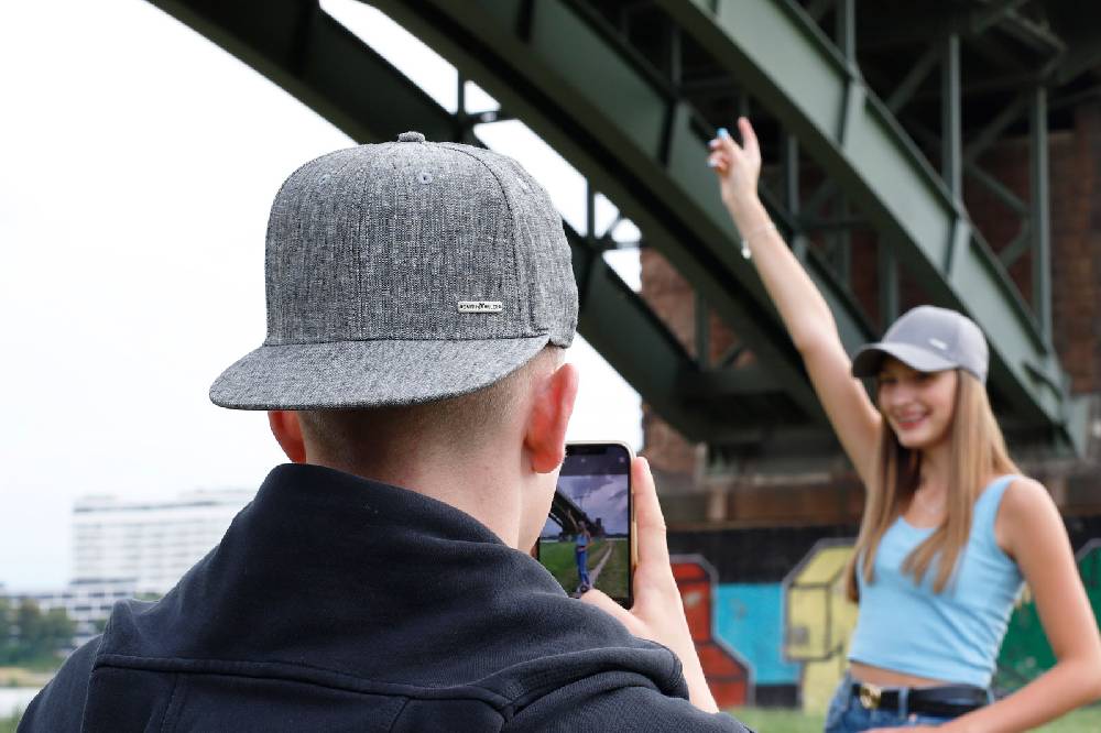 Smith & Miller Delano Unisex Snapback Cap, Heather Anthracite