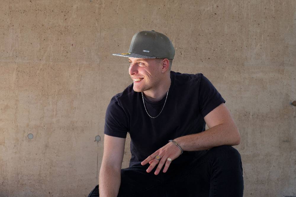 Smith & Miller Ollado Unisex Snapback Cap, Olive