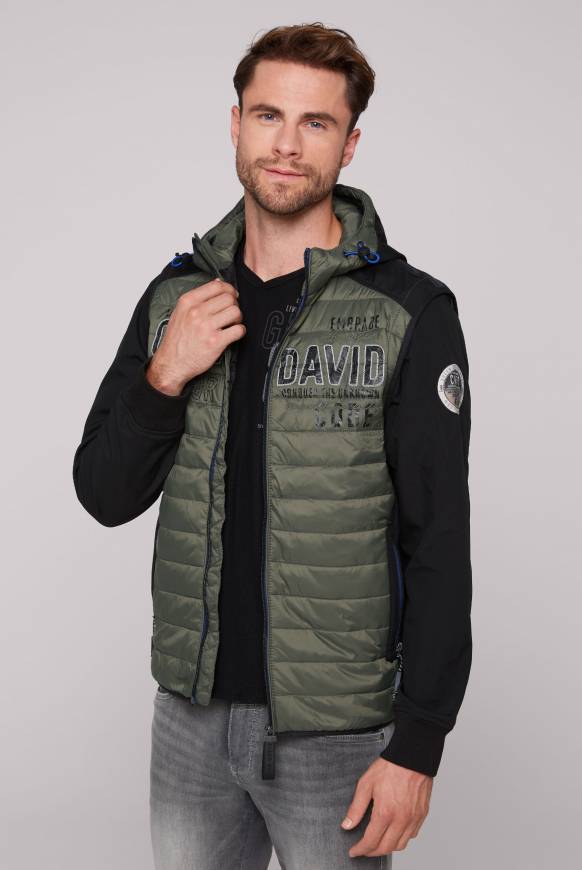 Soccx 2-in-1 Softshelljacke mit abtrennbaren Ärmeln forest khaki / black