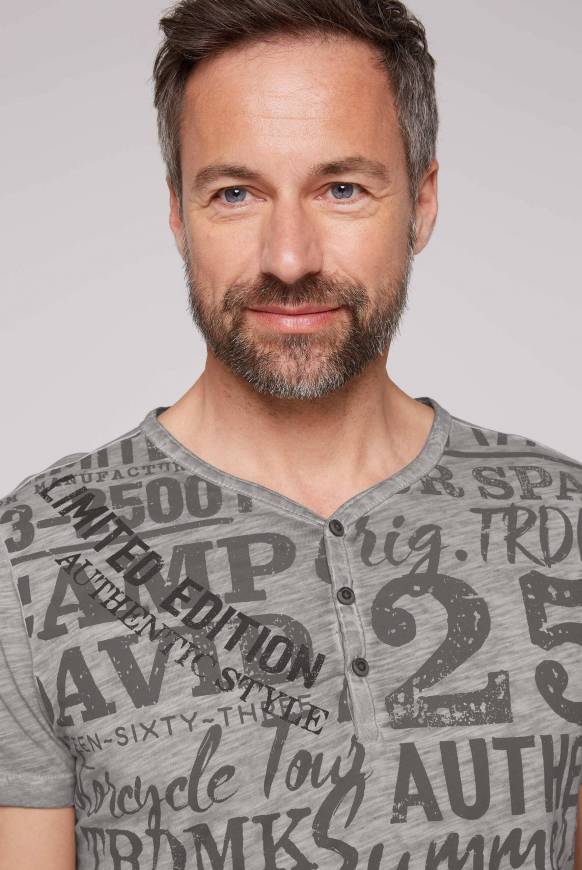 Soccx Henley-Shirt Mit Artwork Im Used Look Shadow M