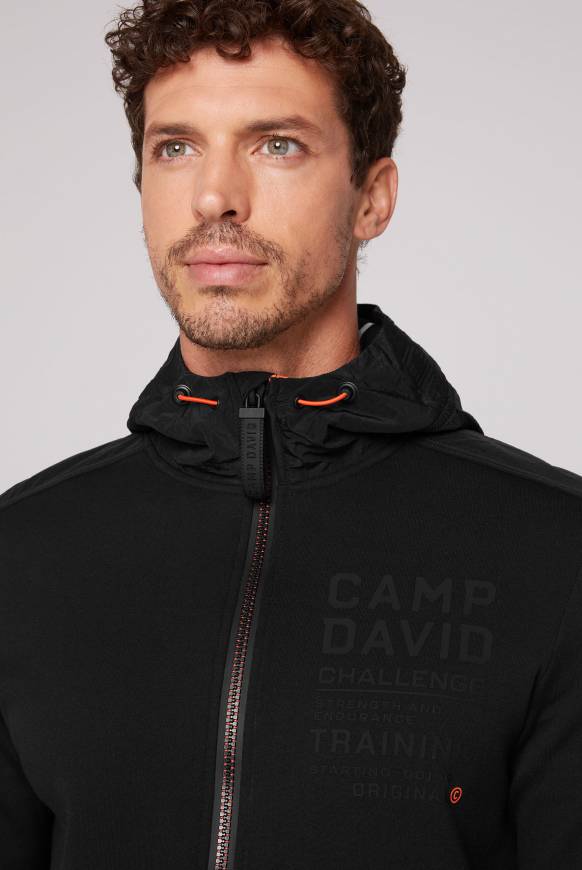 Soccx Kapuzensweatjacke Im Materialmix Mit Rubber Prints Black