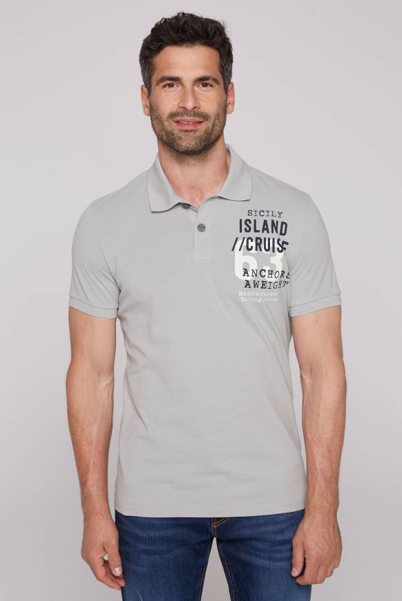 Soccx Kurzarmpolo aus Pikee mit Label Print cozy blue