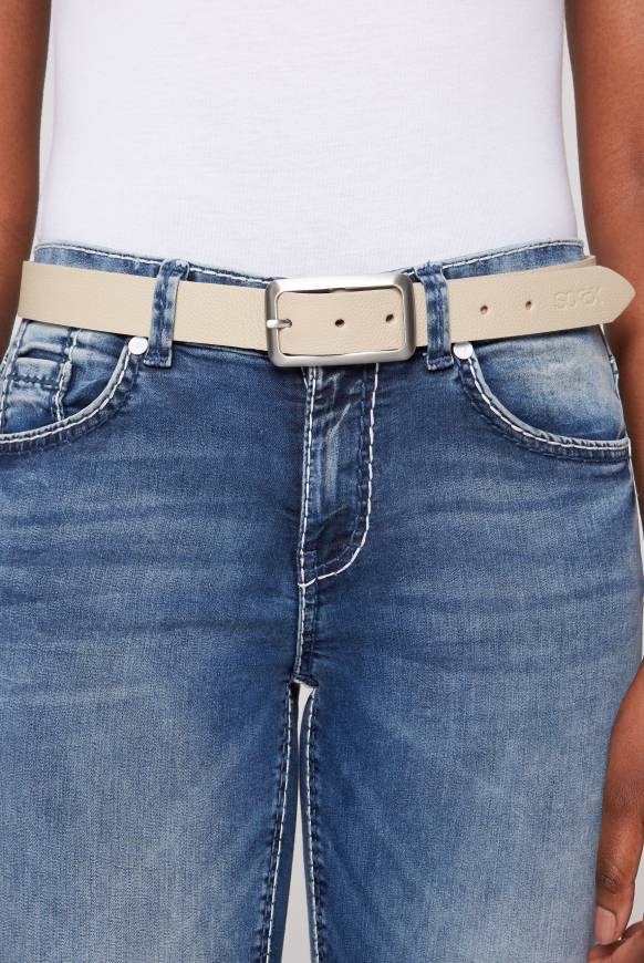 Soccx Genarbter Ledergürtel mit Dornschließe sand