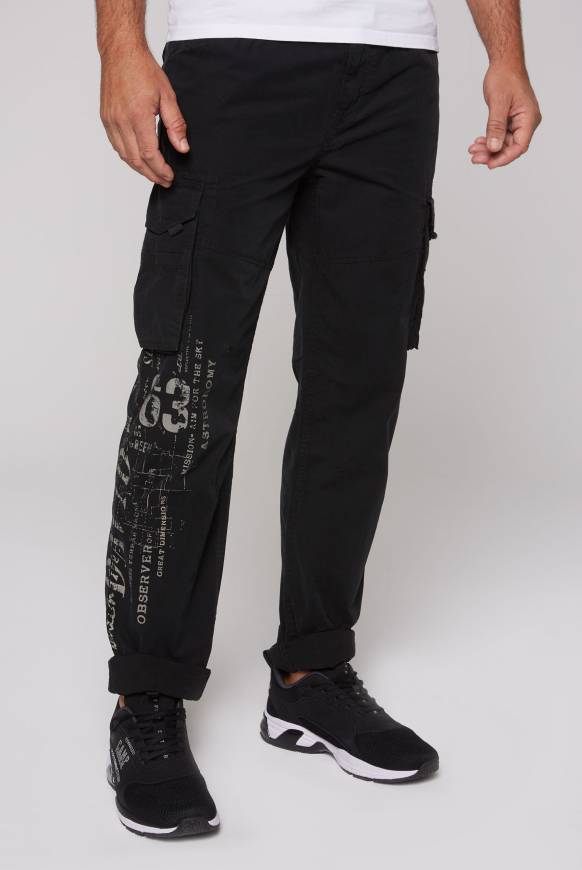 Soccx Leichte Cargohose mit Label Prints black