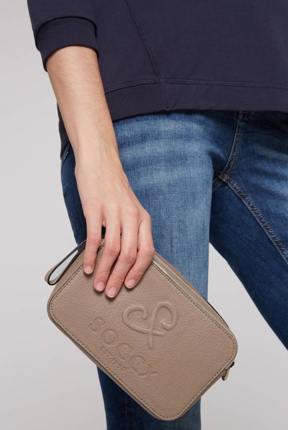 Soccx Modern Bag Mit Logo-Prägung Beige