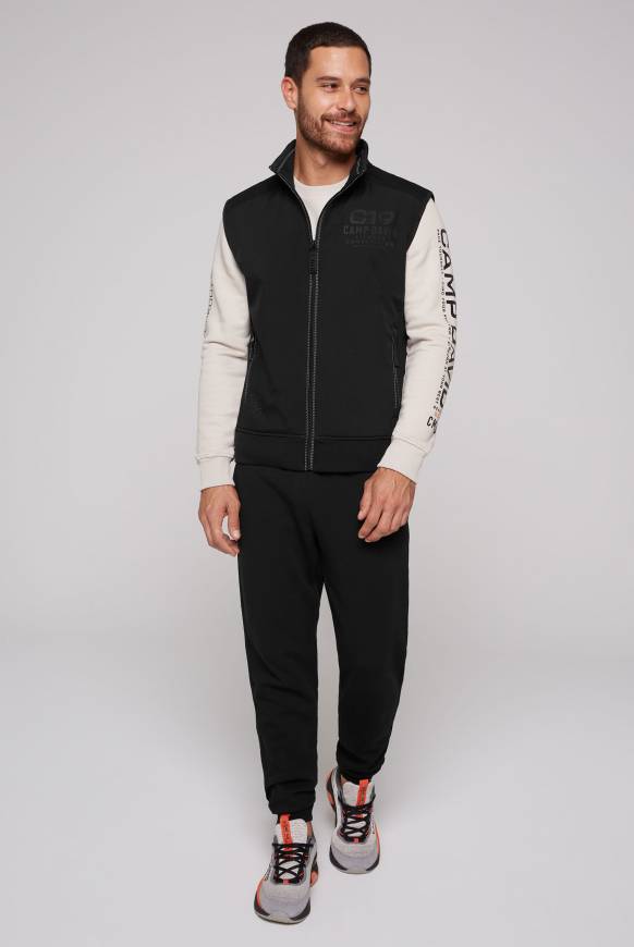 Soccx Outdoorweste Im Tonigen Materialmix Black