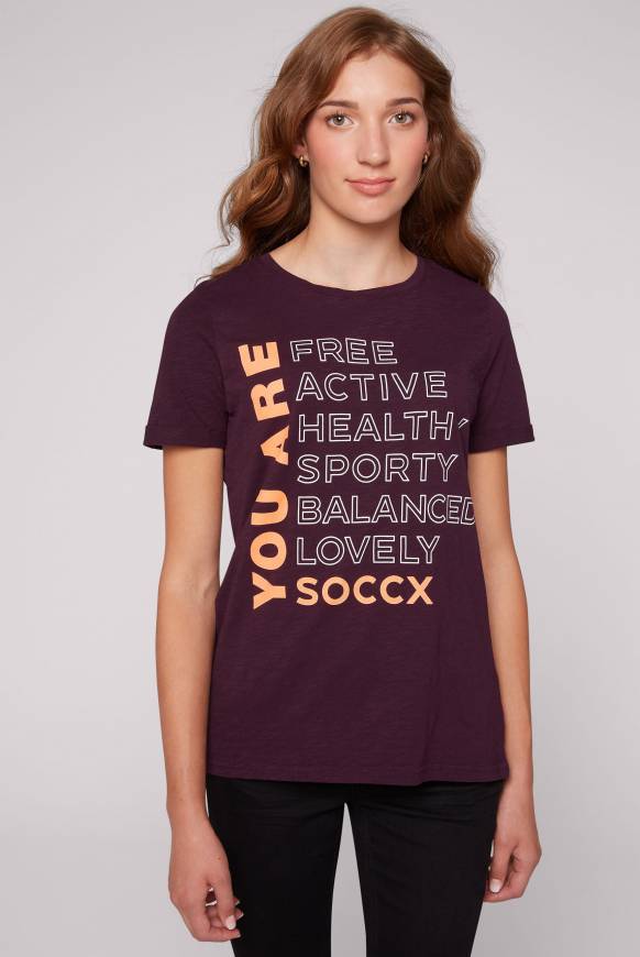 Soccx T-Shirt Rundhals mit Wording Print deep plum