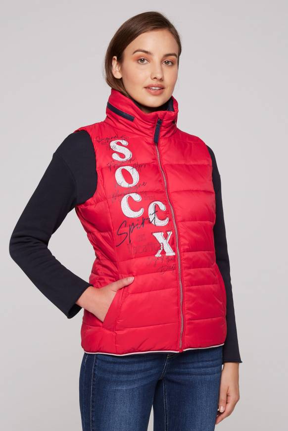 Soccx Steppweste mit Kapuze im Stehkragen clear red