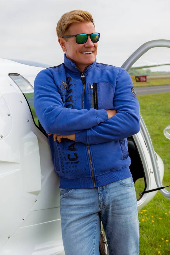 Soccx Sweatjacke mit tonigen Ripstop-Details strong blue