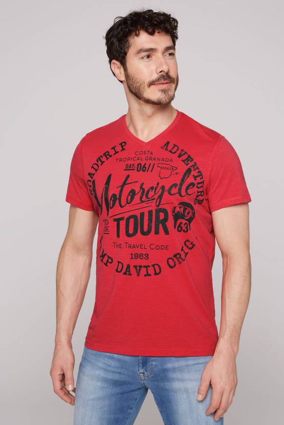 Soccx T-Shirt mit V-Neck und Label Prints red orange M