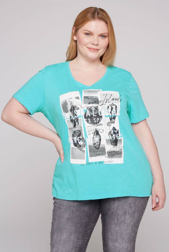 Soccx T-Shirt mit V-Neck und Print Artwork lagoon blue
