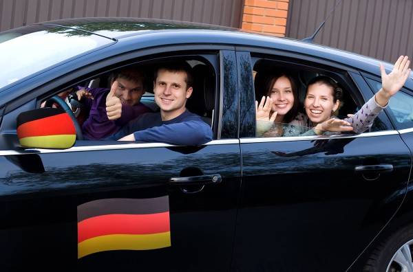 Sonia Originelli Auto-Fan-Paket EM "Argentinien" Argentina Fußball Flaggen Außenspiegel 3D Magnet Motorhaubenüberzug