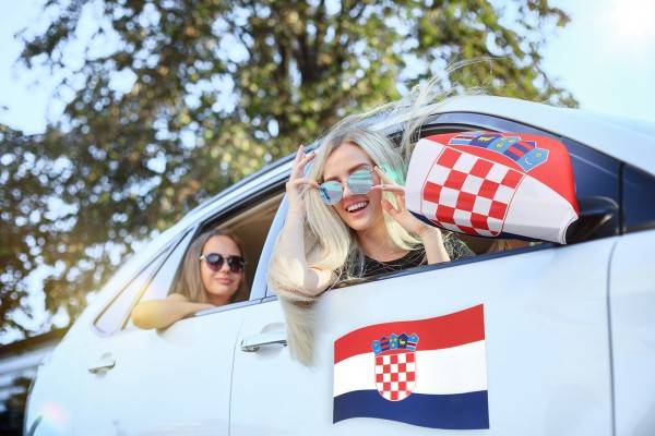 Sonia Originelli Auto-Fan-Paket EM "Island" Ice Land Fußball Flaggen Außenspiegel 3D Magnet Motorhaubenüberzug