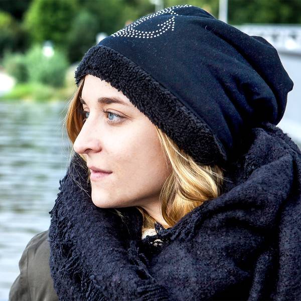 Sonia Originelli Fleece Beanie Strass-Stern Steinchen Mit Weichem Teddyfell Gefüttert
