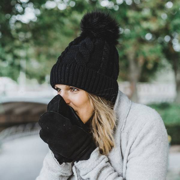 Sonia Originelli Winter Beanie Mütze Zopfmuster XL Bommel Teddyfell