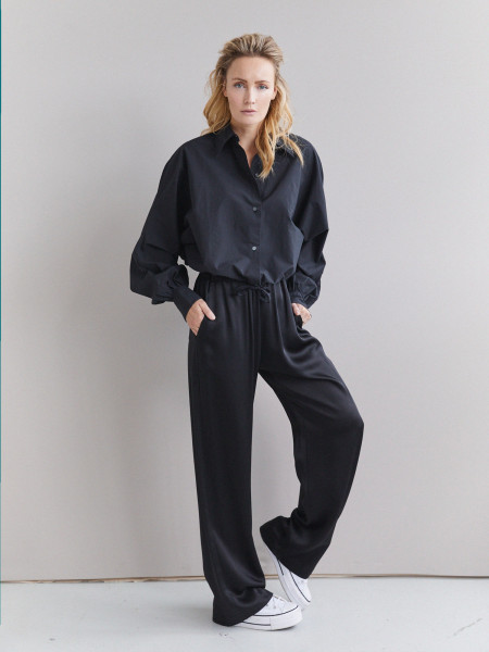 Sosue Bluse Antonia Short Draw String Black