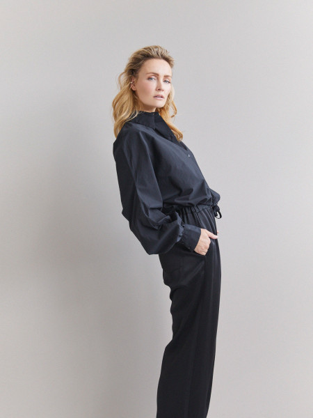 Sosue Bluse Antonia Short Draw String Black