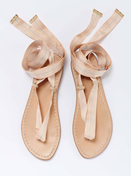 Sosue Flache Sandalen aus Leder-beige