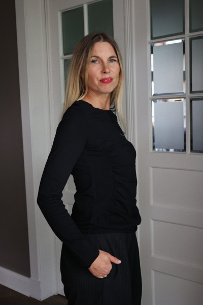 Sosue Shirt Gathering Black