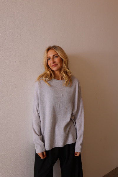 Sosue Wrap Pullover Light Grey