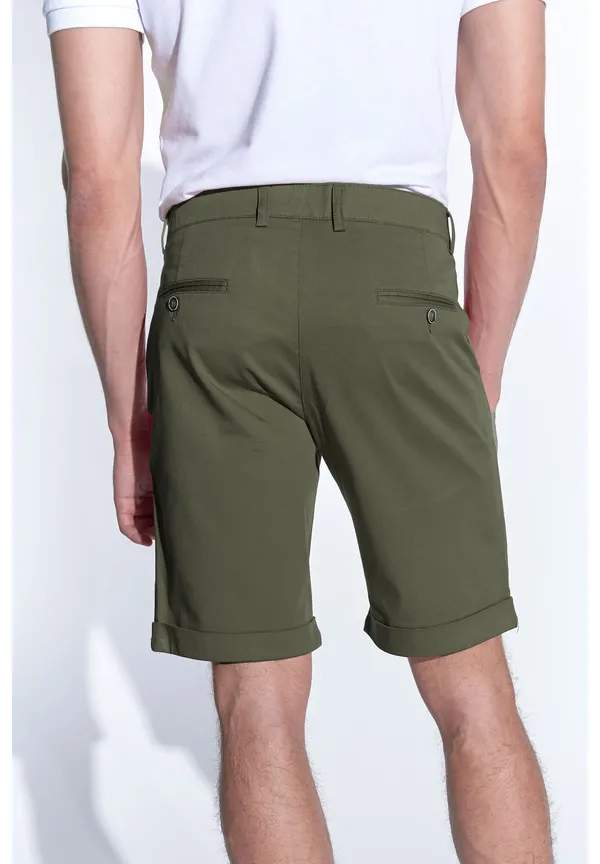 Steffen Klein Chino Shorts In Khaki