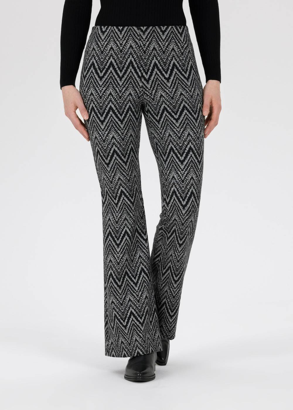 Stehmann Schlaghose Ebelyn in gestricktem Zick Zack