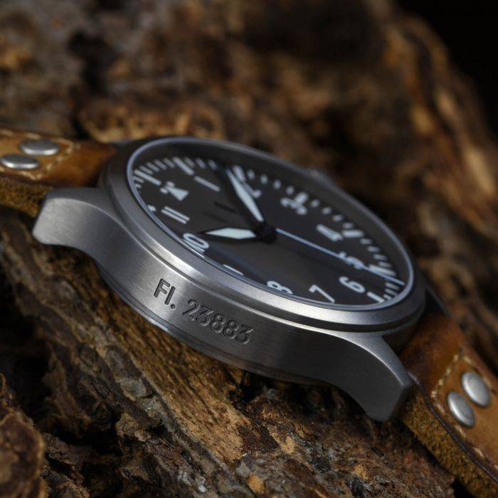 Steinhart Nav B-Uhr 47 Titan A-Muster Zentralsekunde