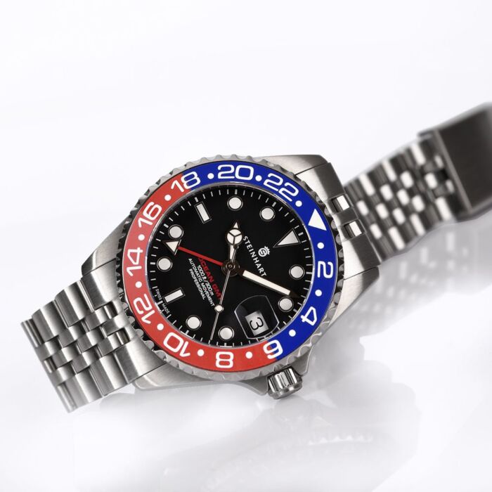 Steinhart Ocean 39 GMT.2 BLUE-RED Ceramic Taucheruhr