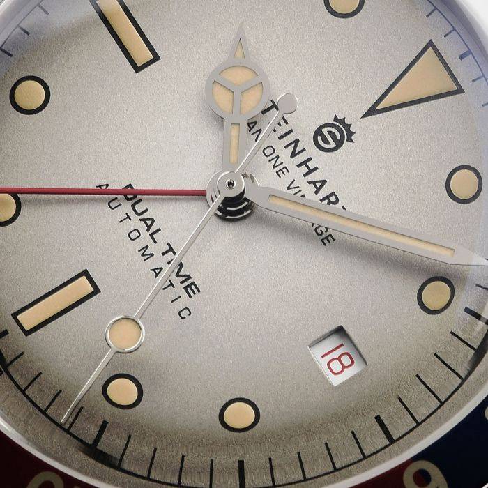 Steinhart Ocean One Vintage Dual Time Premium Taucheruhr