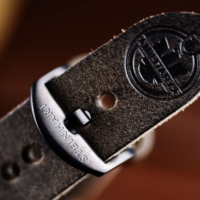 Steinhart MILITARY 42 Handaufzug Black