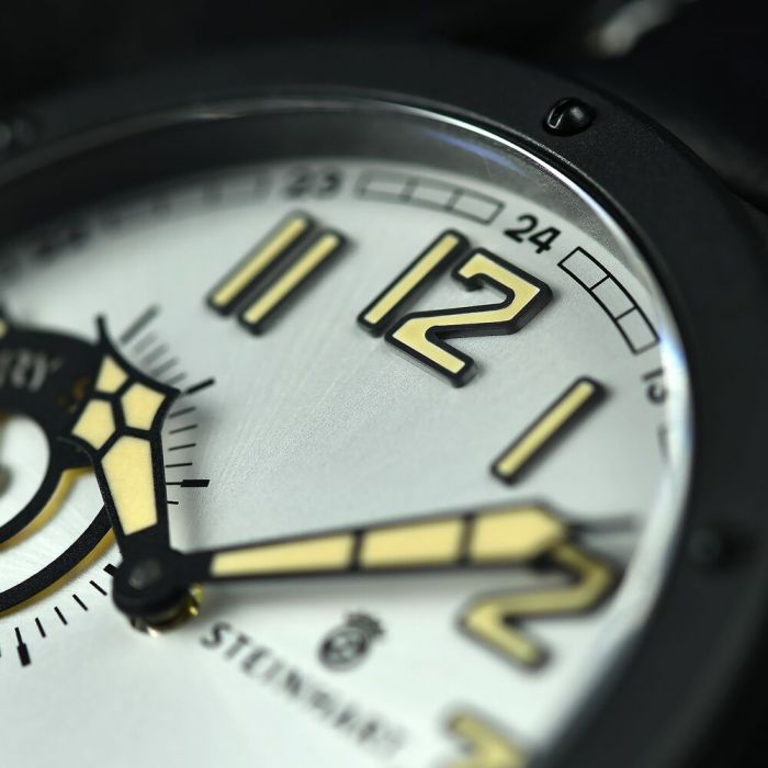 Steinhart MILITARY 47 ST1 Silber Ltd. Edition