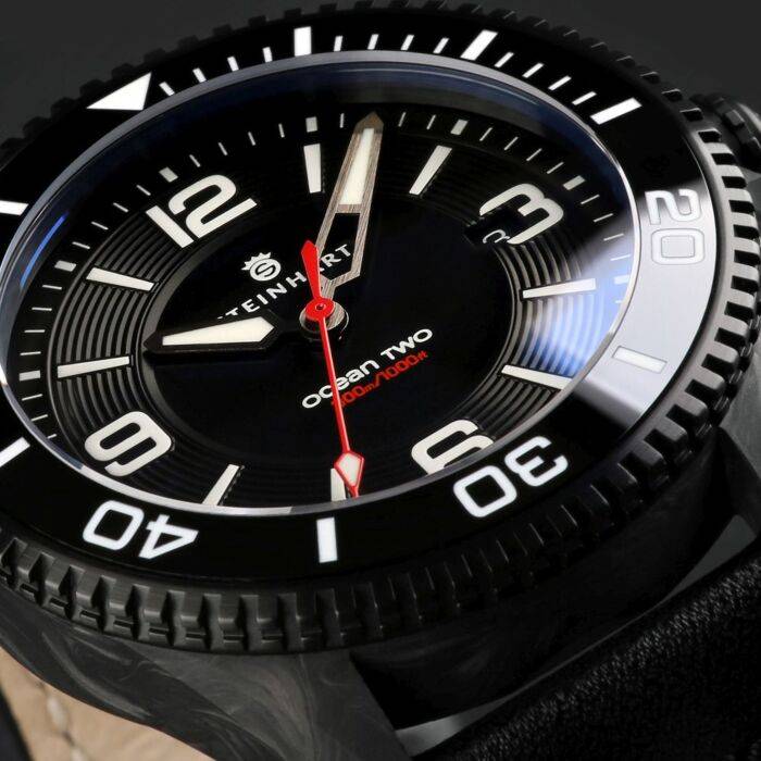 Steinhart Ocean 2 Premium Carbon Black Taucheruhr