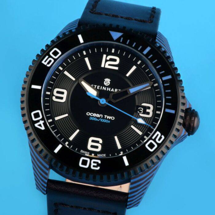 Steinhart Ocean 2 Premium Carbon Blue Taucheruhr